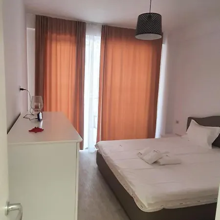Apartment Flo Apartament Astoria Navodari